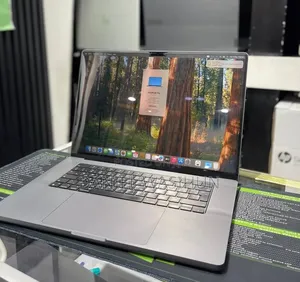 New Laptop Apple MacBook Pro M1 16GB Apple M1 Pro SSD 512GB
