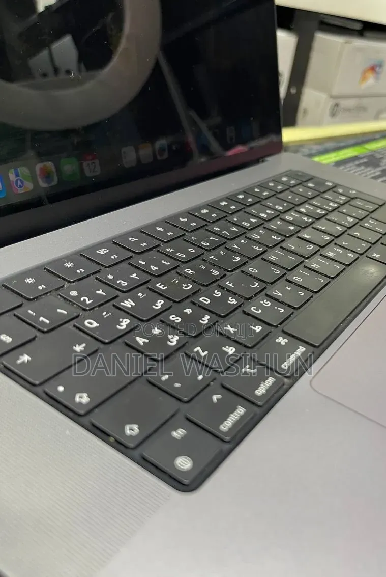 New Laptop Apple MacBook Pro M1 16GB Apple M1 Pro SSD 512GB