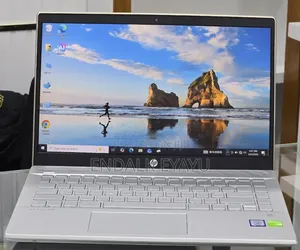 New Laptop HP Pavilion 14 8GB Intel Core i7 SSD 512GB