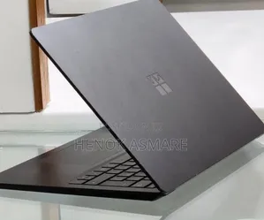 New Laptop Microsoft Surface 16GB Intel Core i7 SSD 512GB