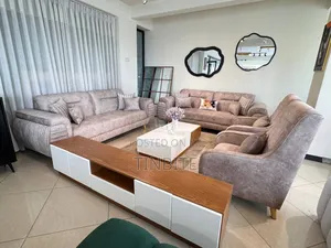 Sofas (ሶፋ)