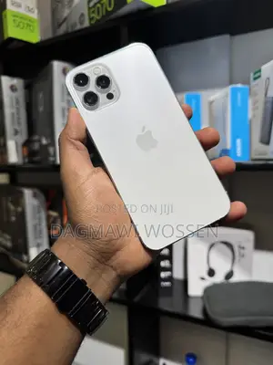 New Apple iPhone 12 Pro Max 256 GB White