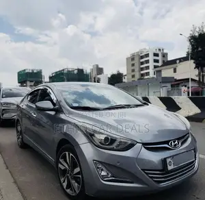 Hyundai Avante 2015 Silver