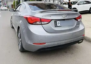 Hyundai Avante 2015 Silver