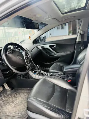 Hyundai Avante 2015 Silver