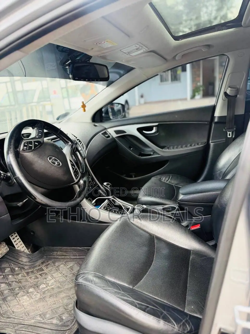 Hyundai Avante 2015 Silver
