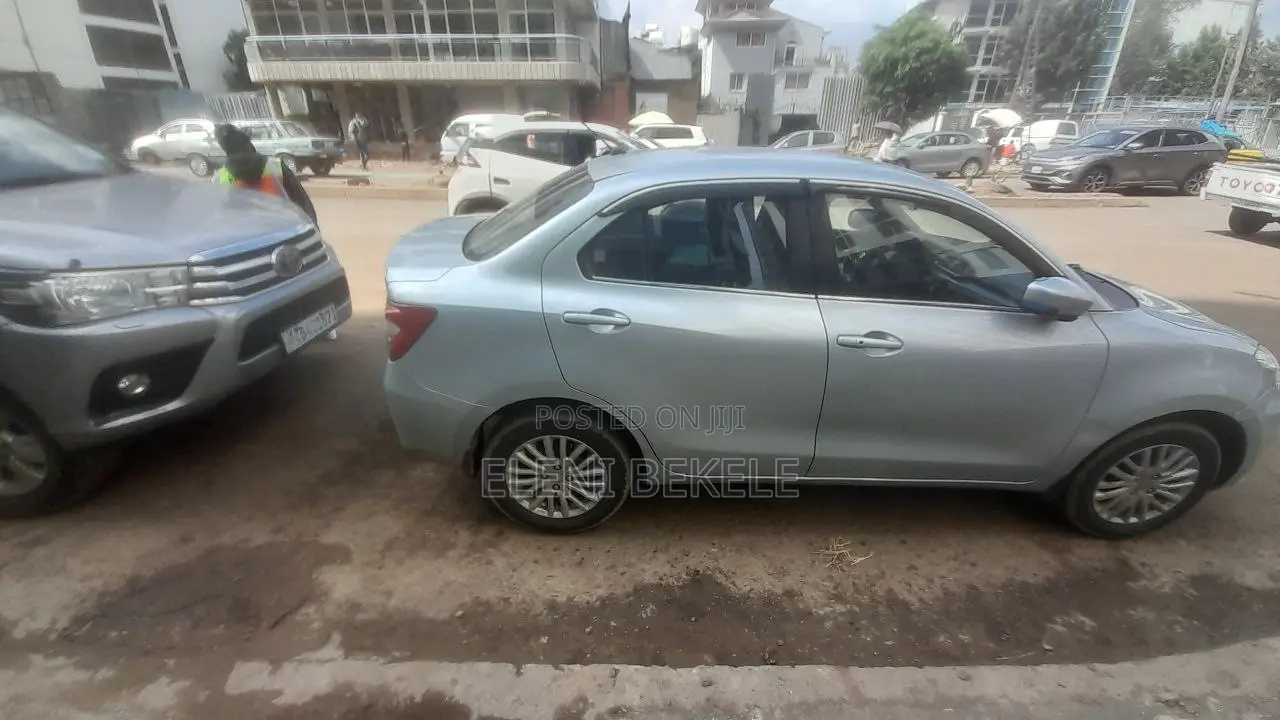 New Suzuki Dzire 2023 Silver