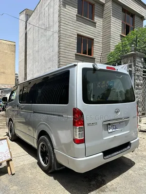 Toyota HiAce 2007 Silver