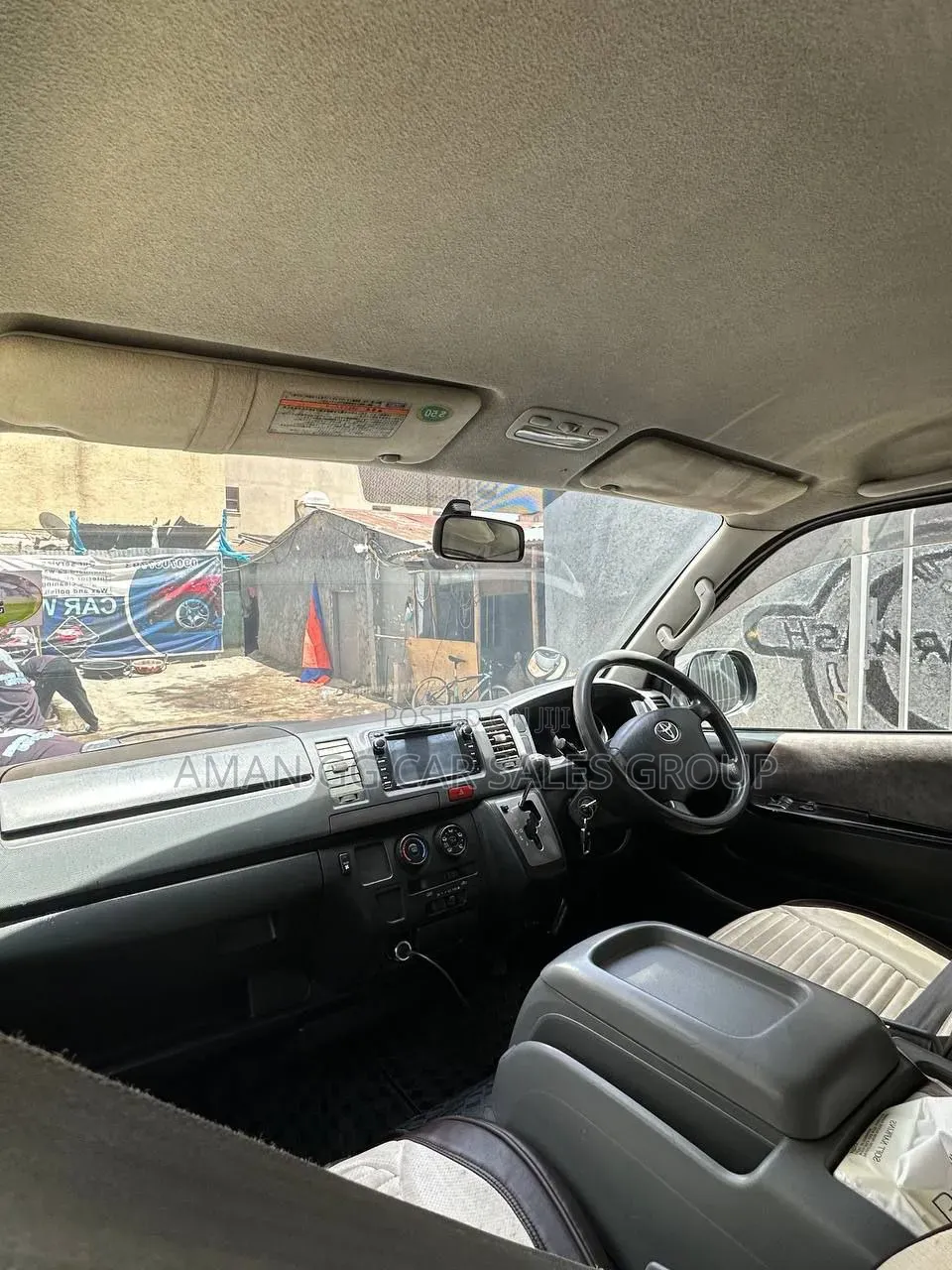 Toyota HiAce 2007 Silver
