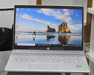 New Laptop HP Pavilion 14 8GB Intel Core i5 SSD 512GB