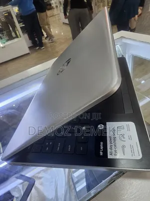 New Laptop HP Stream Notebook 4GB AMD SSD 128GB