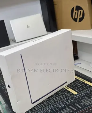 New Laptop Apple MacBook Air 2026 M5 13-inch 16GB Apple M5 SSD 512GB