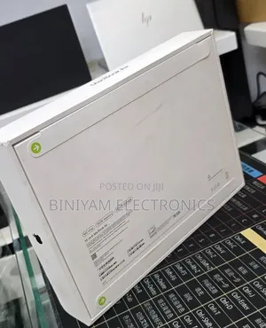 New Laptop Apple MacBook Air 2026 M5 13-inch 16GB Apple M5 SSD 512GB