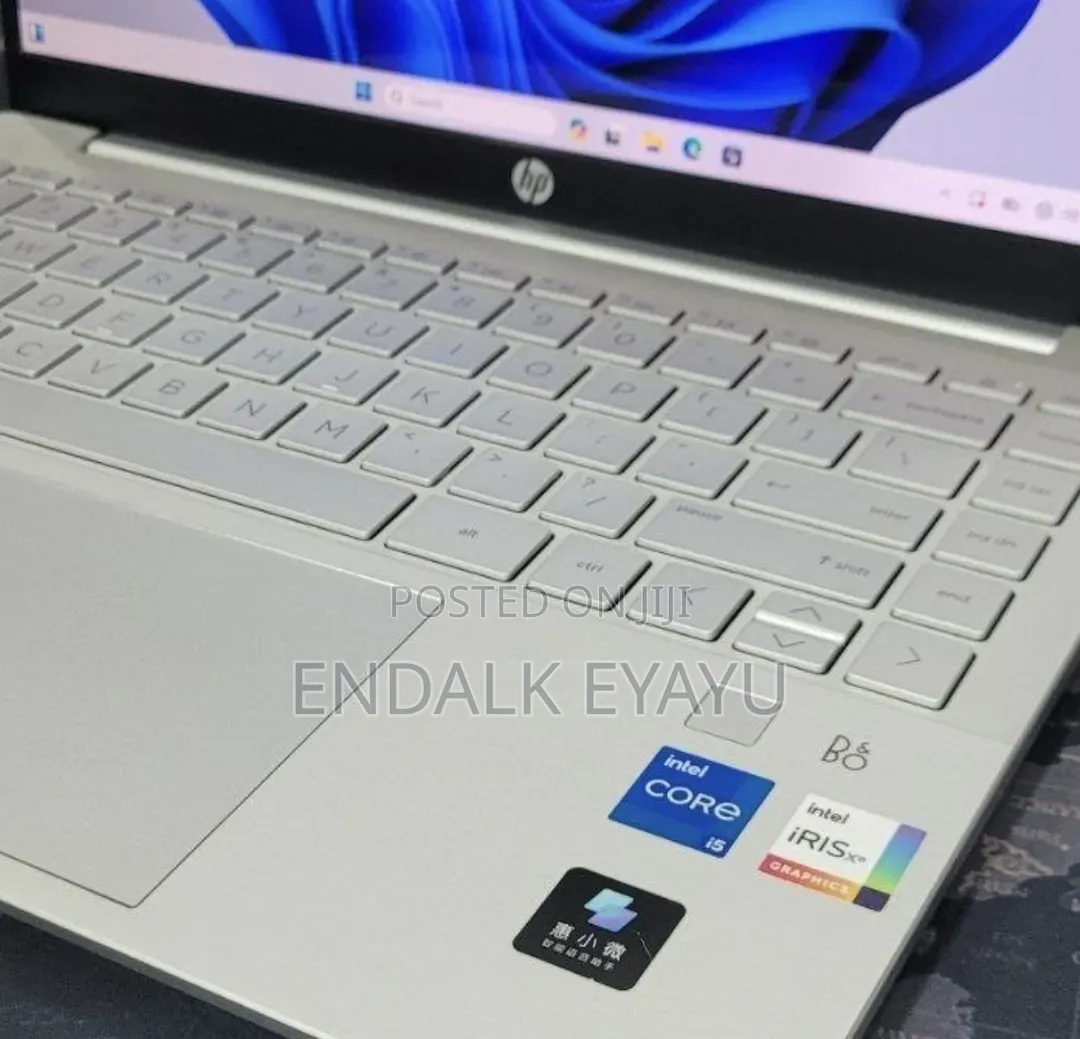 New Laptop HP 16GB Intel Core i5 SSD 512GB