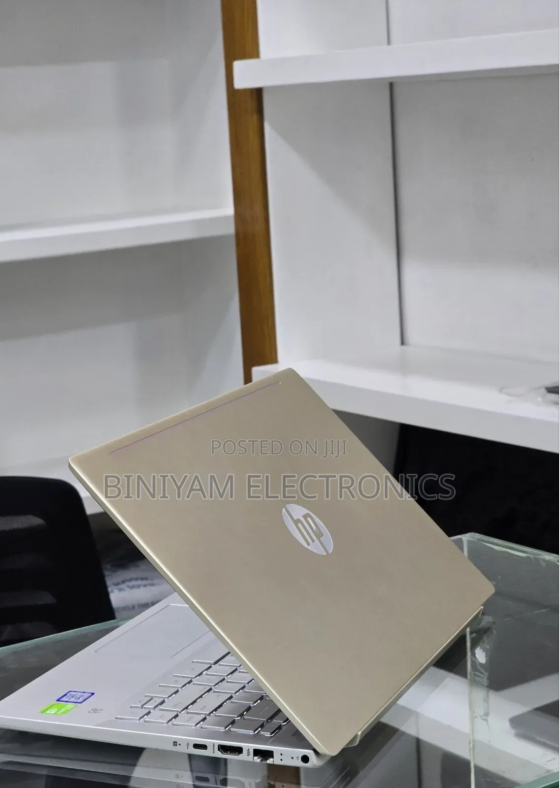 New Laptop HP Pavilion 14 8GB Intel Core i5 SSD 512GB