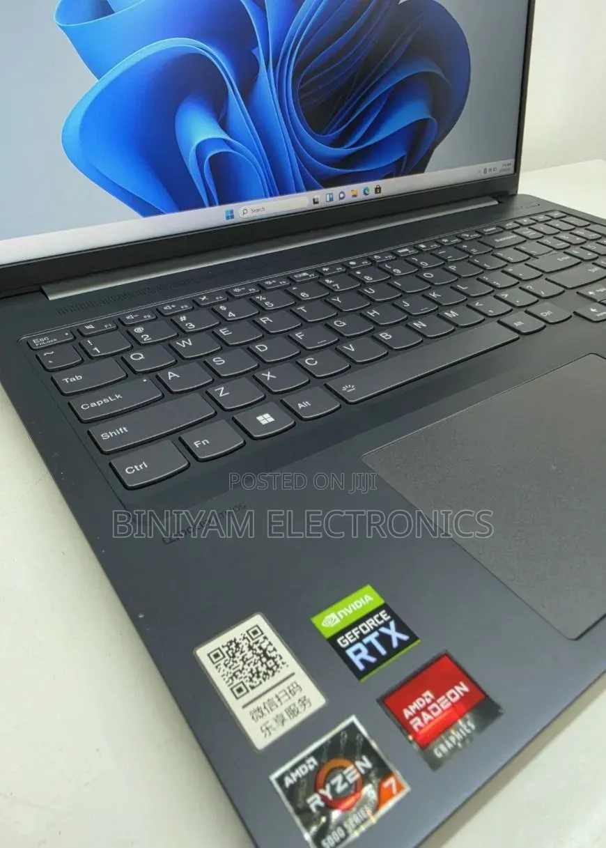 New Laptop Lenovo Ideapad 3 16GB AMD Ryzen 7 SSD 512GB