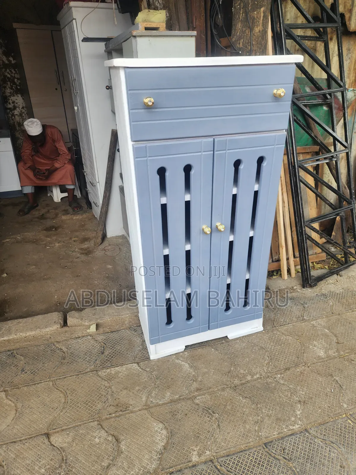 Shose Rack(ጫማ መደርደሪያ)