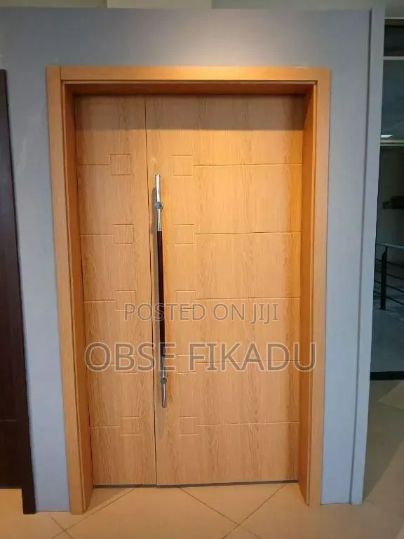 ክራወን የእንጨት በሮች ድርጅት