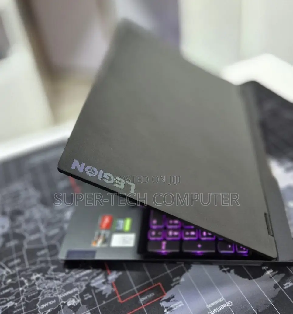 New Laptop Lenovo Legion 7 16GB AMD Ryzen 7 SSD 512GB