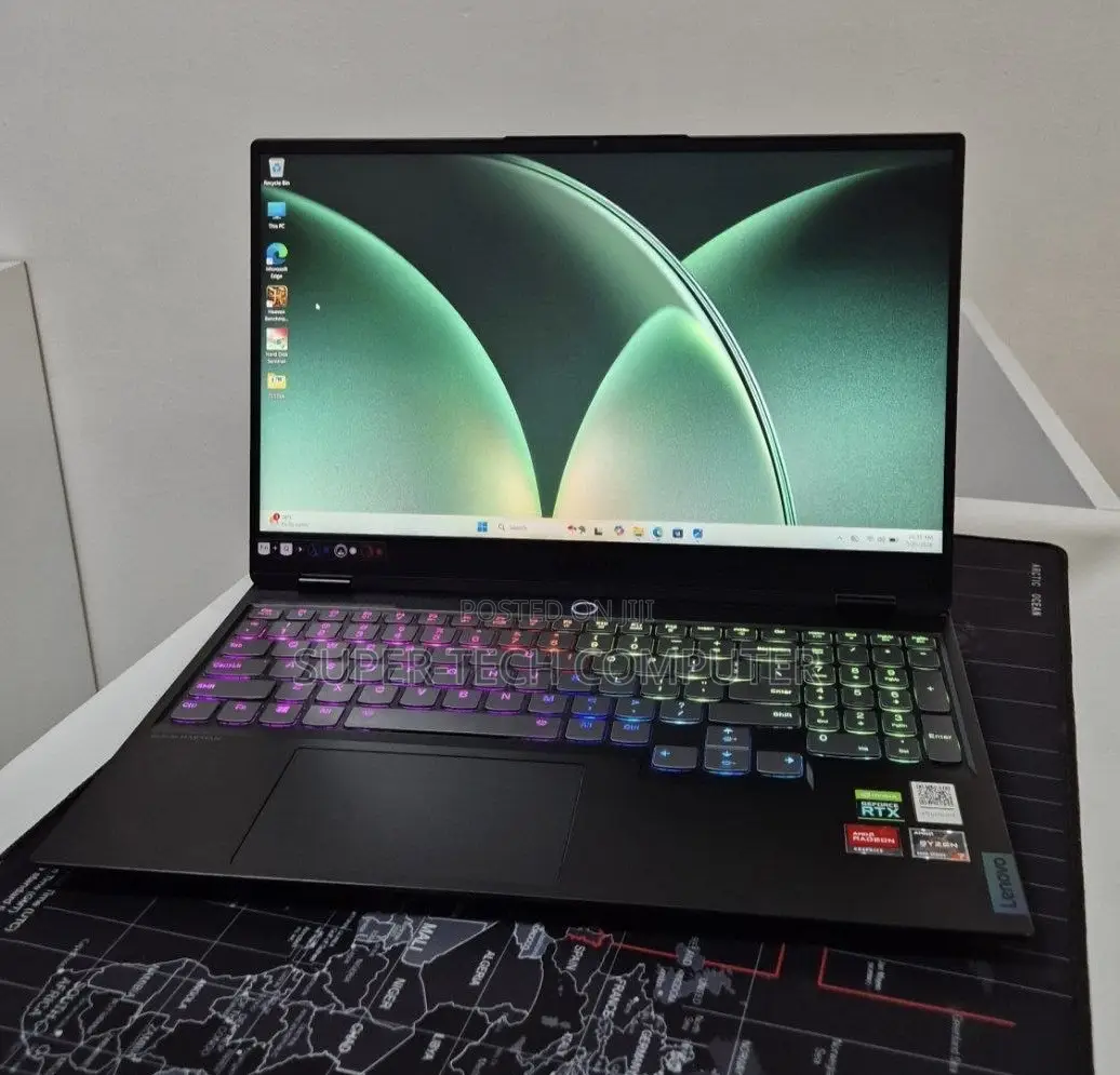 New Laptop Lenovo Legion 7 16GB AMD Ryzen 7 SSD 512GB