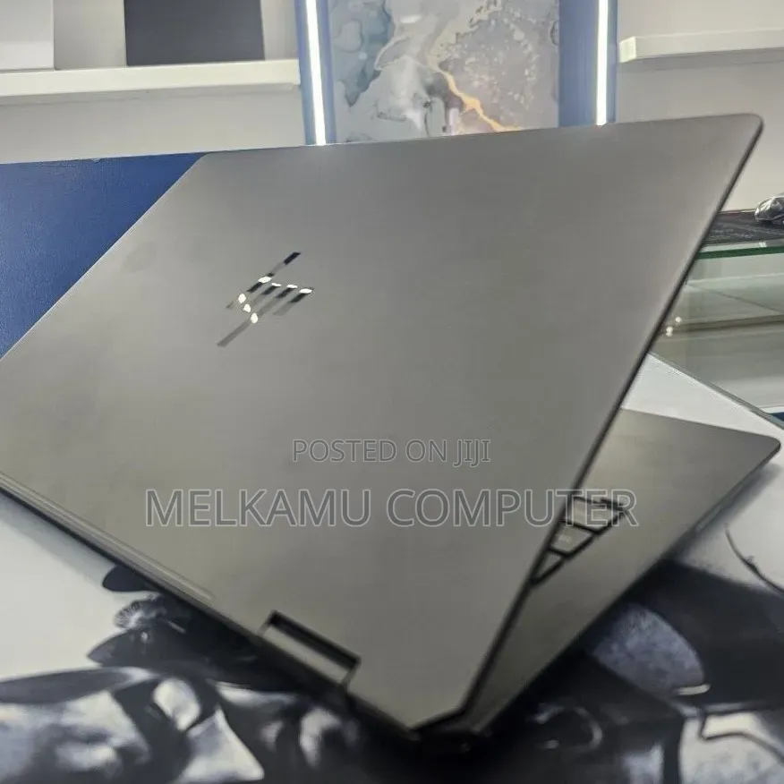 New Laptop HP OmniBook X Flip 14" 16GB Intel Core Ultra 7 SSD 1T