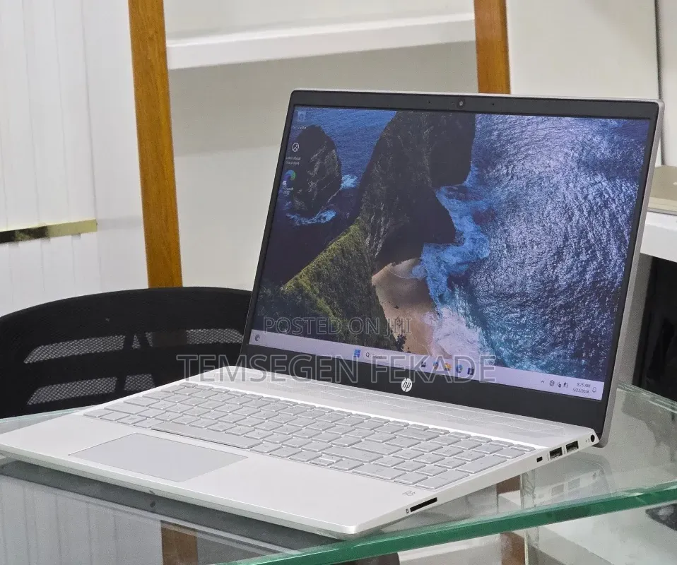 New Laptop HP Pavilion 15 16GB Intel Core i5 SSD 512GB