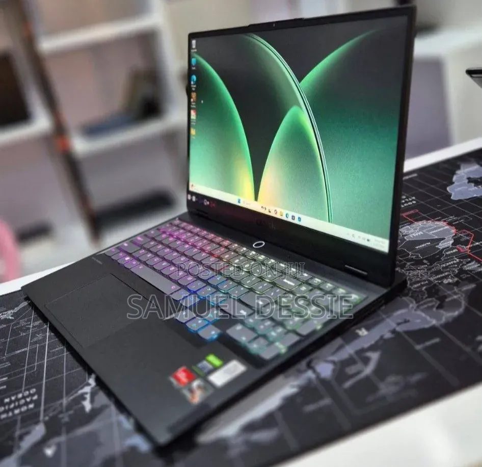 New Laptop Lenovo Legion 5 16GB AMD Ryzen 7 SSD 512GB