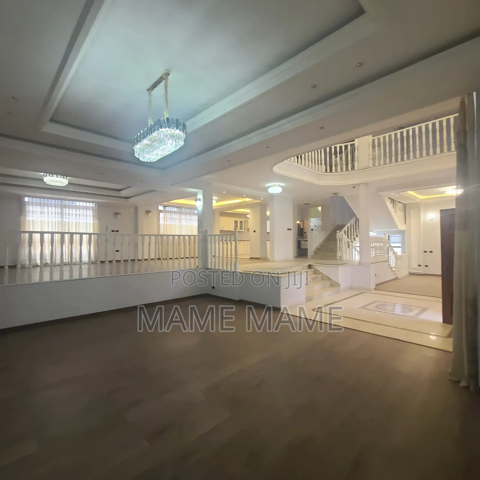 8bdrm House in Addis Abeba, Bole for sale