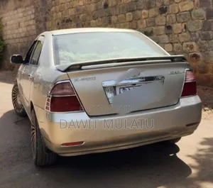 Toyota Corolla 2006 Gold