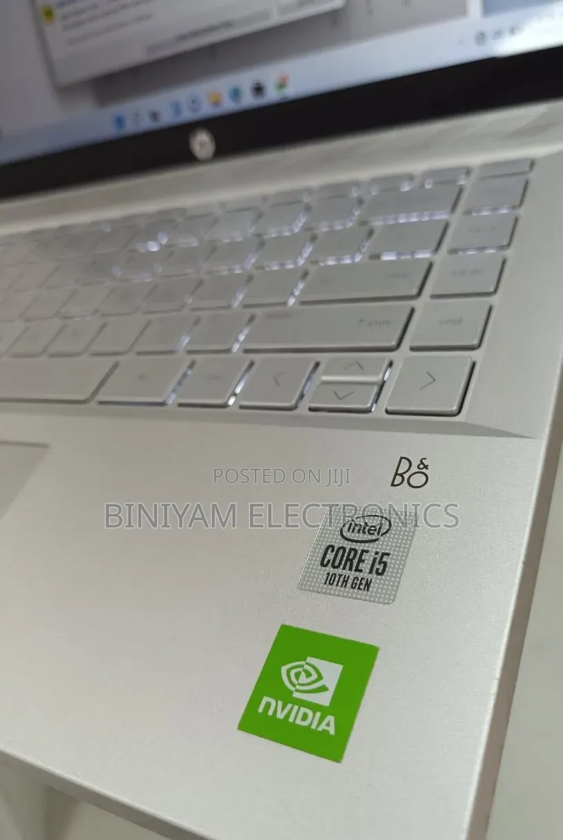 New Laptop HP Pavilion 15 8GB Intel Core i5 SSD 512GB