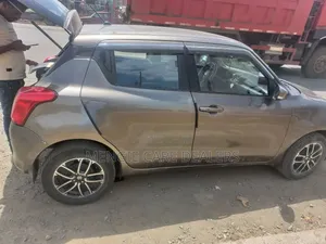 Suzuki Swift 2021 Gray