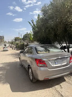 Suzuki Dzire 2022 Silver