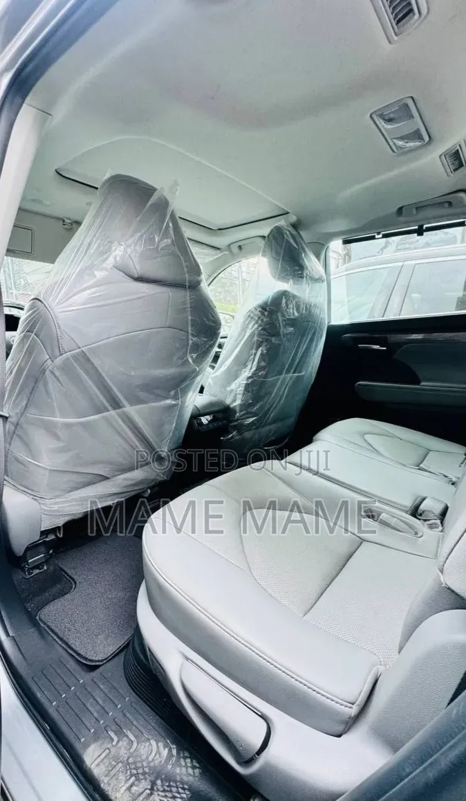 New Toyota Highlander 2024 Silver