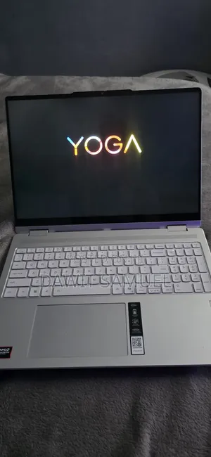 New Laptop Lenovo Yoga 7i 16GB AMD Ryzen 5 SSD 500GB