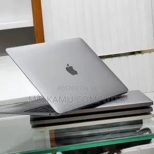 New Laptop Apple MacBook Air 2020 M1 8GB Apple M1 SSD 256GB
