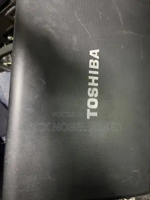 Laptop Toshiba Satellite C55 4GB Intel Core i3 HDD 512GB