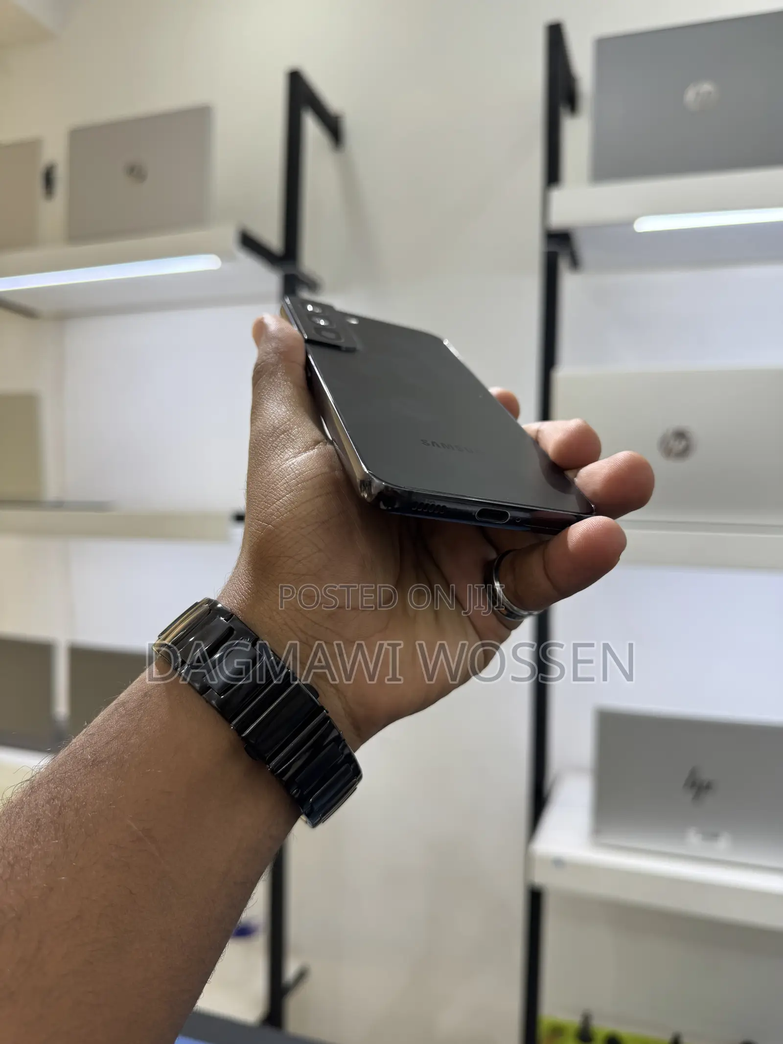 New Samsung Galaxy S22 5G 256 GB Black
