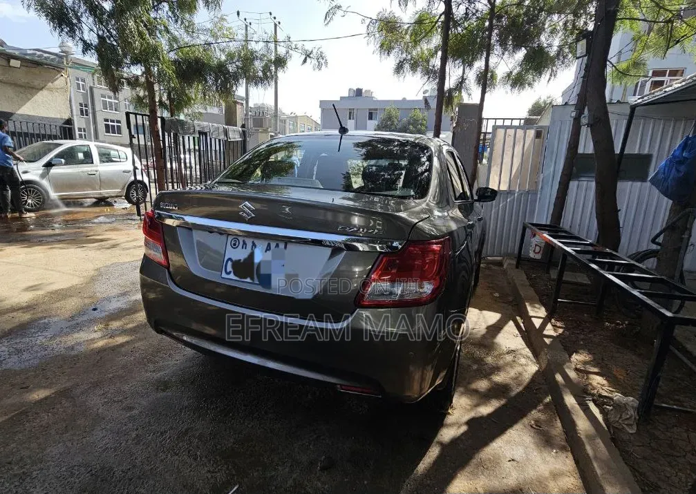 Suzuki Dzire 2022 Gray