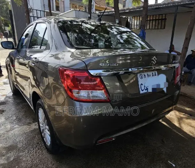 Suzuki Dzire 2022 Gray
