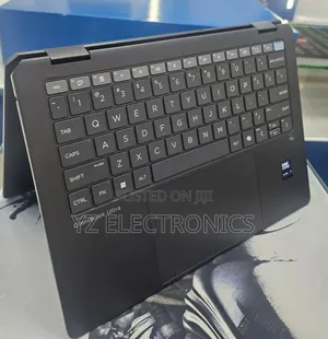 New Laptop HP OmniBook Ultra Flip 16" 16GB Intel Core Ultra 7 SSD 1T