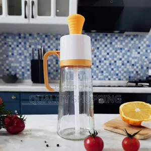 Seasoning Bottle Capacity:- 630ml