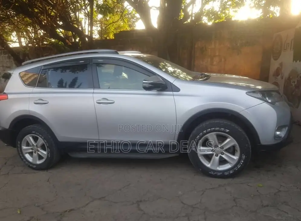 Toyota RAV4 2013 Silver