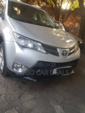 Toyota RAV4 2013 Silver