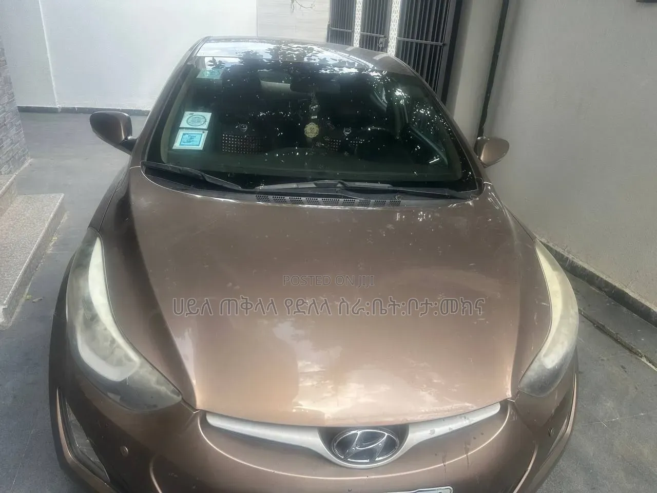 Hyundai Elantra 2012 Pink