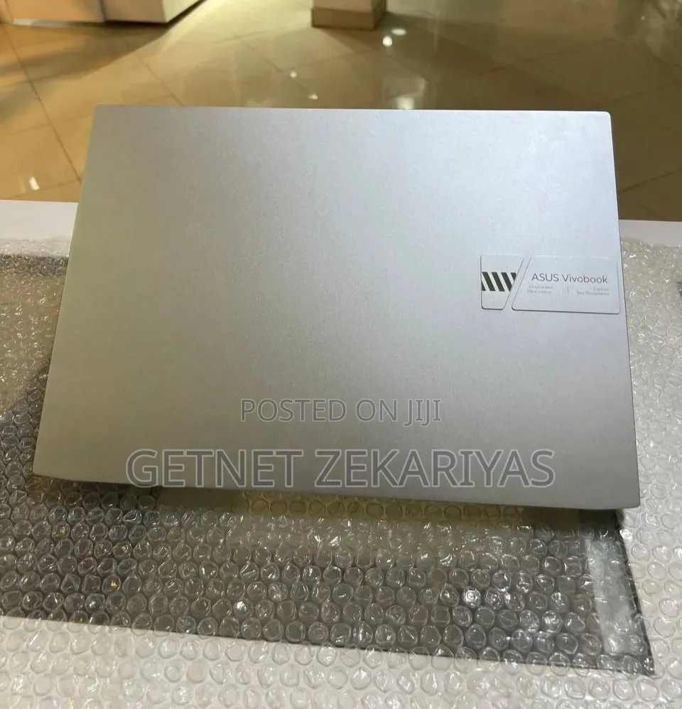 New Laptop Asus VivoBook 15 X505BA 16GB Intel Core i5 SSD 512GB