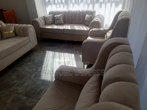 ሶፋ 3 ወር ያገለገለ