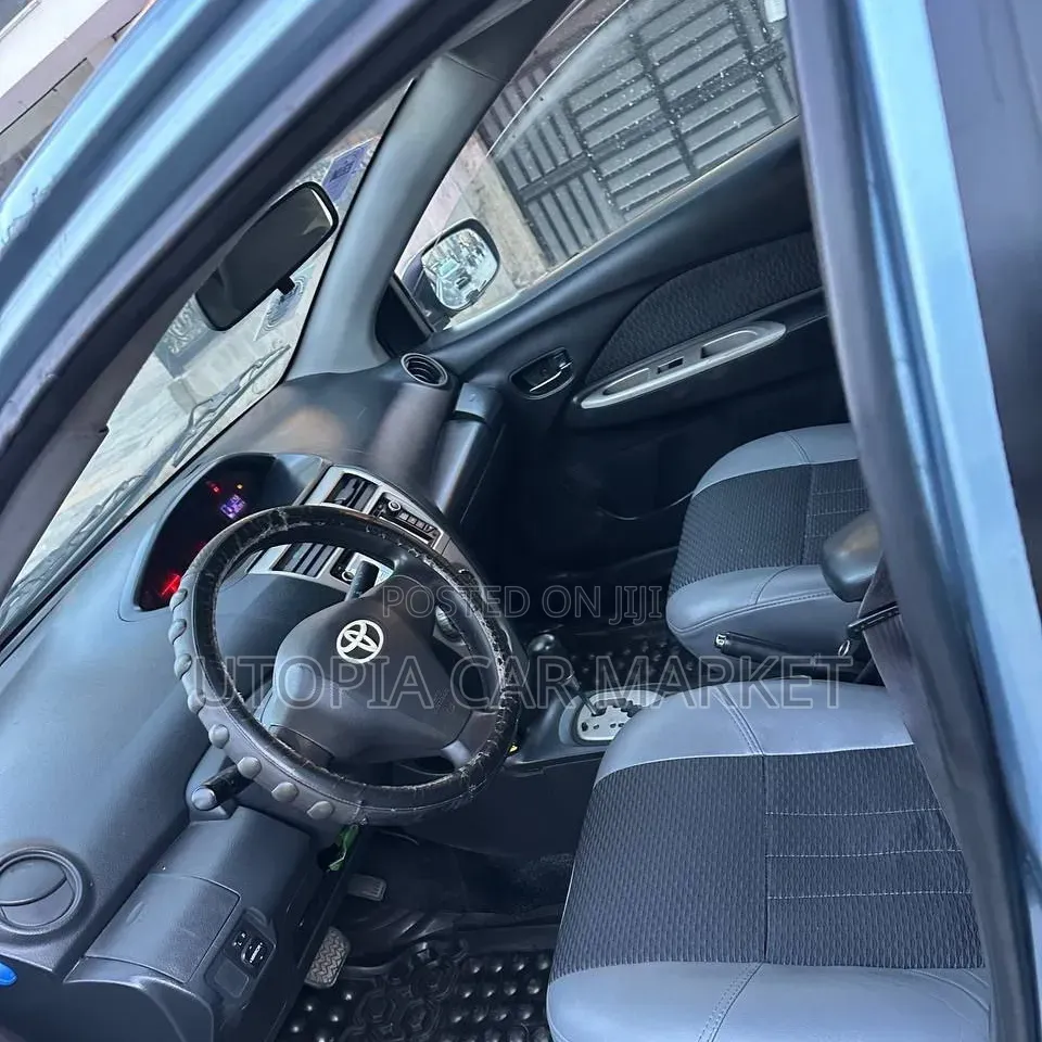 Toyota Yaris 2008 Blue