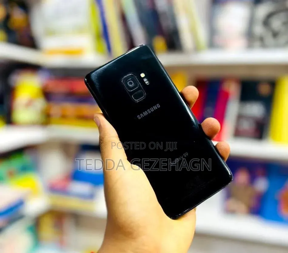 New Samsung Galaxy S9 64 GB Black