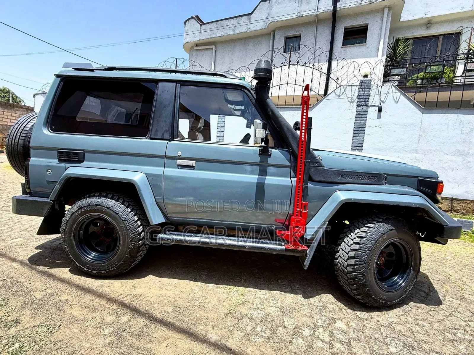Toyota Land Cruiser 1987 Gray