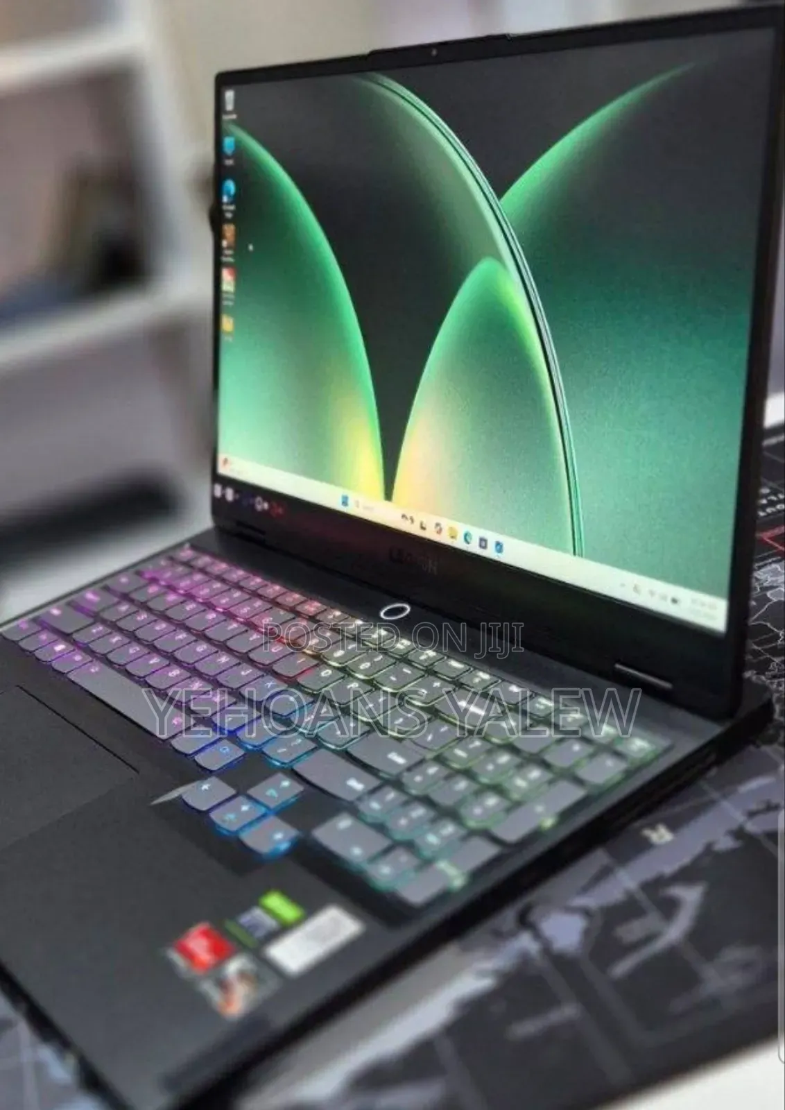 New Laptop Lenovo Legion 7 16GB AMD Ryzen 7 SSD 512GB